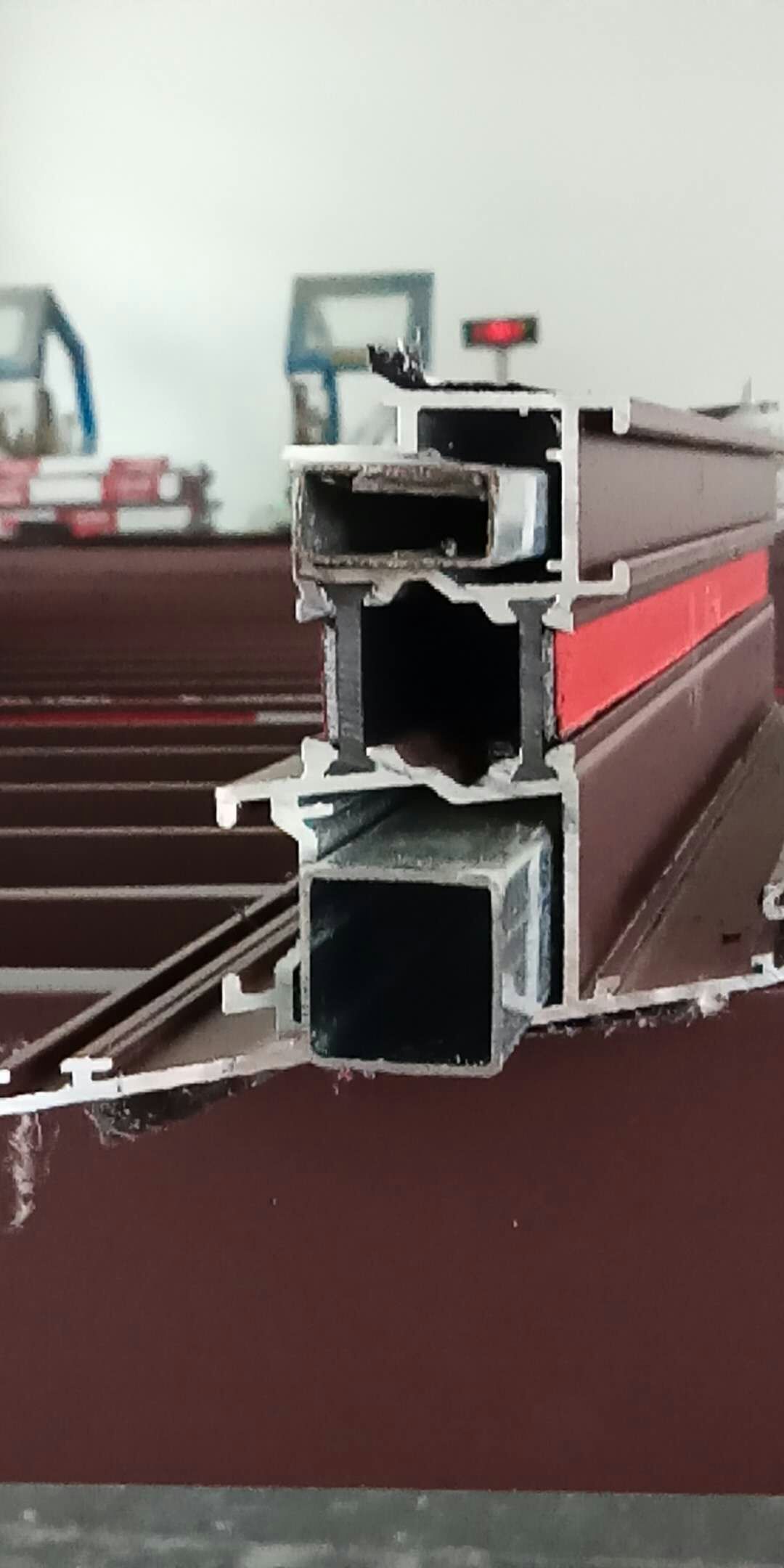 断桥铝防火窗