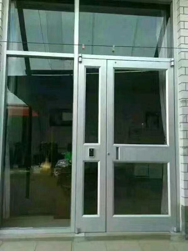 不锈钢防火门