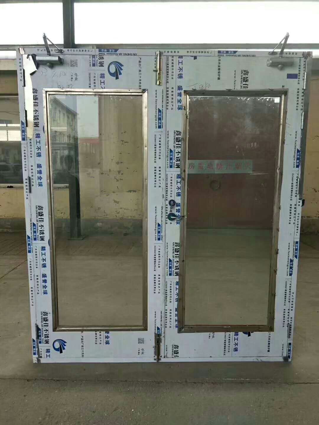 不锈钢防火门