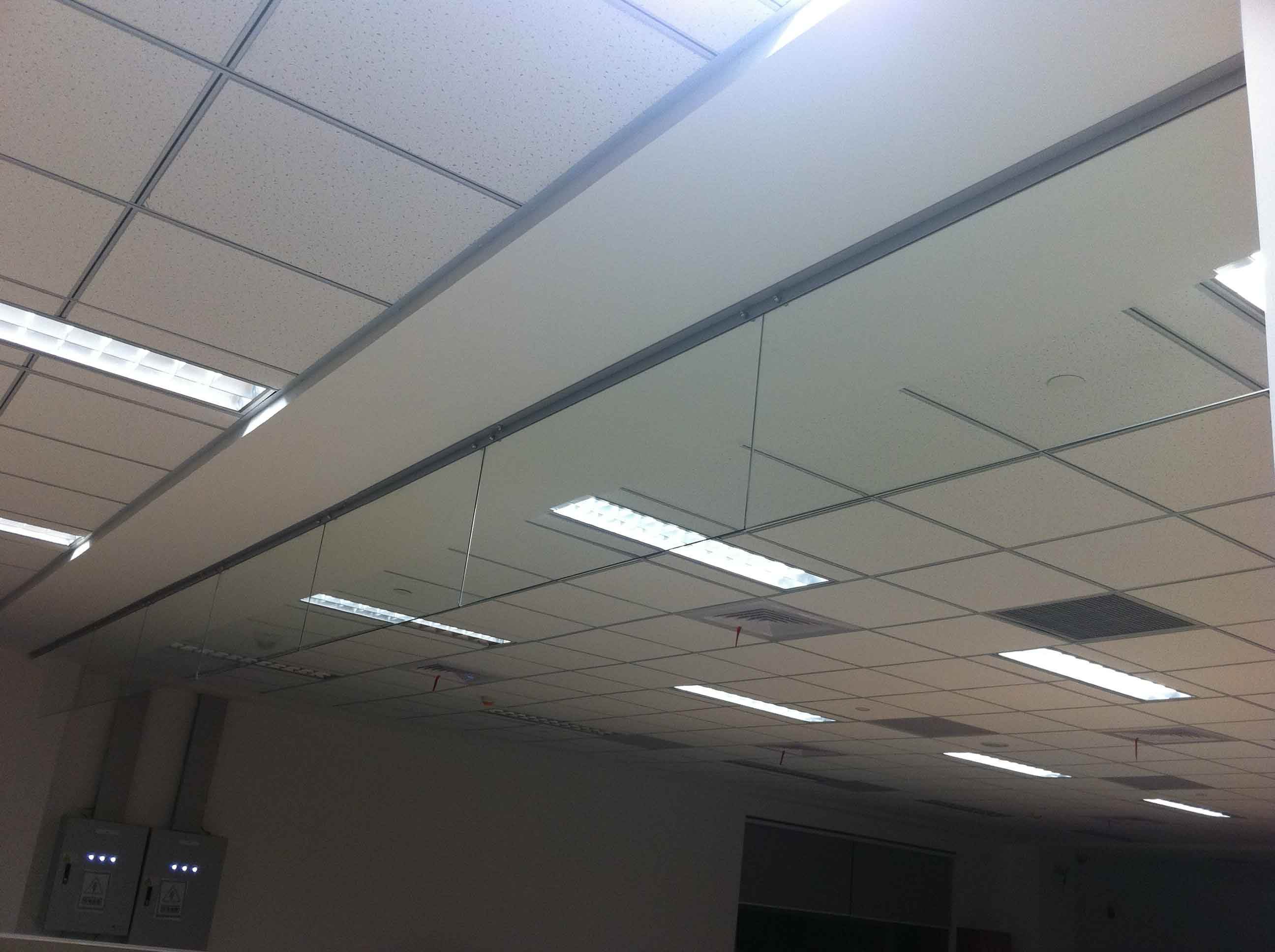 玻璃挡烟垂壁